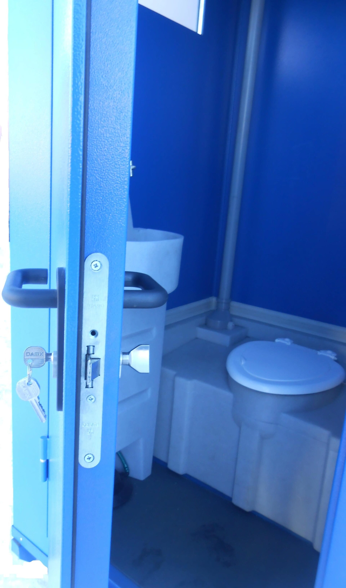 Туалетная кабина «Фаворит» 